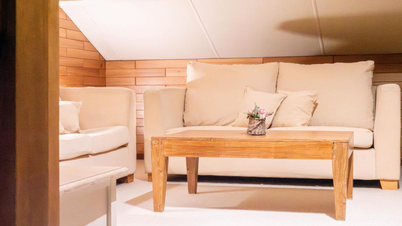 דורבורי Le Colibri Spa Jacuzzi מראה חיצוני תמונה